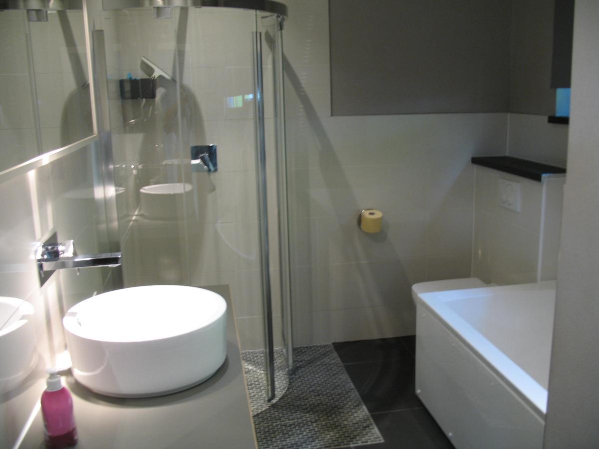 Ring-Race-Flats Appartements آدناو المظهر الخارجي الصورة