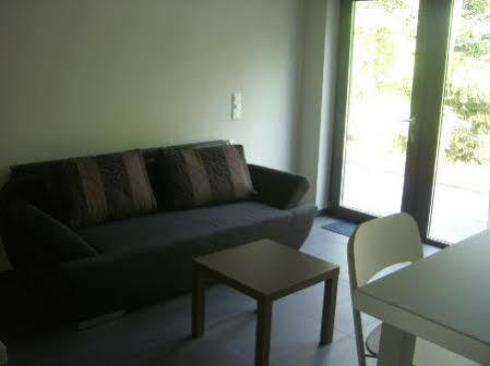 Ring-Race-Flats Appartements آدناو المظهر الخارجي الصورة